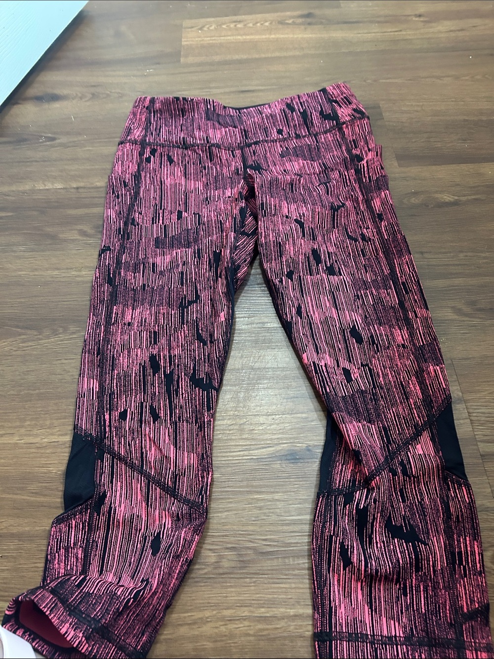 Girls' Stretch Capri Leggings in Pink and Black